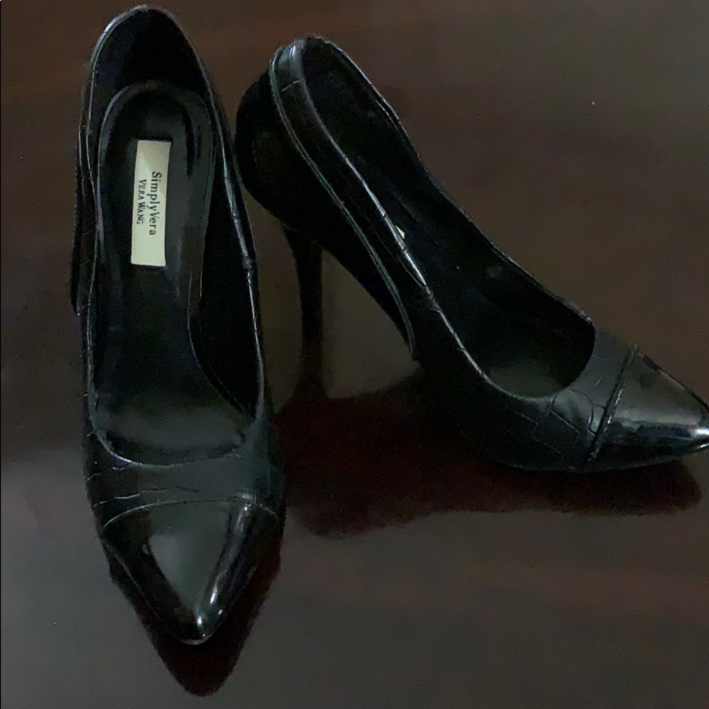 Vera Wang Heels